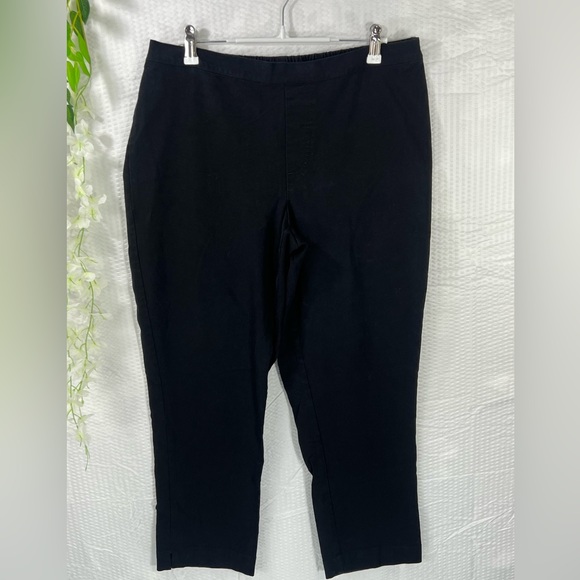 Isaac Mizrahi Live! Comfortable Stretch Crop Pants w/ Side Slit Hem Blk Reg 14 - Picture 6 of 11